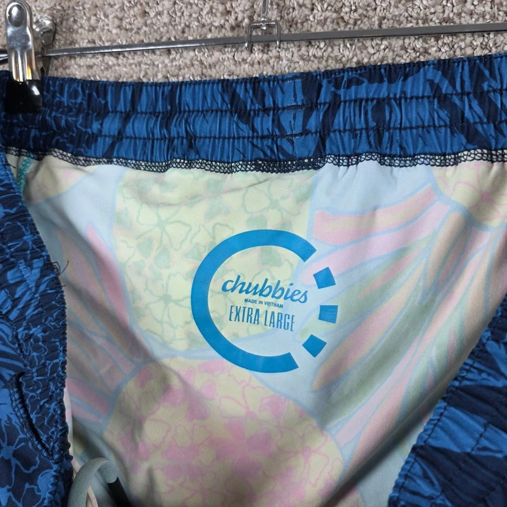 Chubbies Mens Swim Trunks XL Blue Pineapple Floral Mesh Lined Shorts Stretch